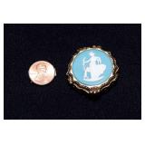 Vintage Cameo Necklace & Cameo Perfume Essence Compact – New in Box
