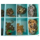 Small Pendant Necklaces & Miscellaneous Chains – Assorted Lot