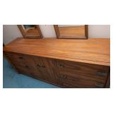 Bassett Mid-Century Modern Dresser with Two Mirrors – 72"L x 19"D x 30.5"T