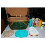 Hawkeye Burlington Basket Co. Iowa Picnic Basket – Original Box