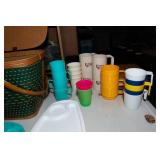 Hawkeye Burlington Basket Co. Iowa Picnic Basket – Original Box