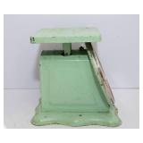 Vintage American Family Kitchen Scale – Mint Green