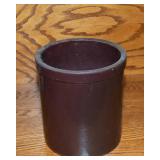 Vintage Redwing Stoneware Crock – 8.5" H x 8" Diameter