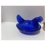 Two 3 1/2" Hen on Nest Amber and Blue