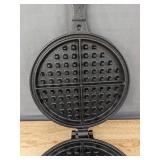 L.D. Huiji Cast Iron Waffle Maker - Brand New