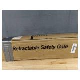 White 37" x 200" Retractable Pet and Baby Safety Gate - Brand New *B