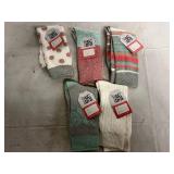5 Pairs Of Muk Luks Pastel Socks