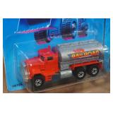*2* Vintage Hot Wheels Workhorses - Peterbilt Tank Truck & Delivery Truck