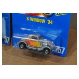 *2* Hot Wheels - 3-Window 