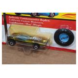 *2* Hot Wheels 25th Anniversary with Matching Button - Splittin Image