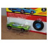 *2* Hot Wheels 25th Anniversary with Matching Button - Demon, Splittin Image