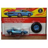 *3* Hot Wheels 25th Anniversary with Matching Button - Silhouette
