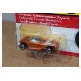 *2* Hot Wheels 25th Anniversary with Matching Button - Beatnik Bandit