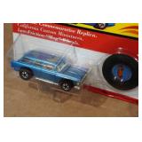 *2* Hot Wheels 25th Anniversary with Matching Button - Classic Nomad