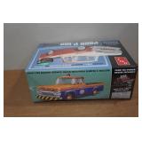 AMT 1960 Ford F-150 1:25 Scale Model Building Kit