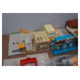 Vintage Hot Wheels City Pieces