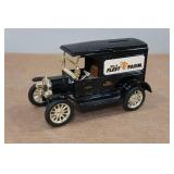 Ertl 1917 Ford Model T Van Fleet Farm Coin Bank