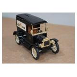 Ertl 1917 Ford Model T Van Fleet Farm Coin Bank