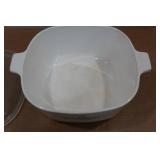 Vintage Corning Ware 2.5Q Dish with Pyrex Lid