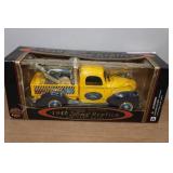 1940 Ford Replica Die Cast Metal 1:18 Scale Model