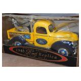 1940 Ford Replica Die Cast Metal 1:18 Scale Model