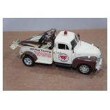 1953 Chevy Wrecker 1:24 Scale Model Truck