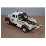 1953 Chevy Wrecker 1:24 Scale Model Truck