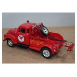 1953 Chevy Wrecker 1:24 Scale Model Truck