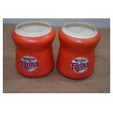 *2* 1987 World Series Champions Can Coozies