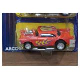 Hot Wheels Giants Color Racers
