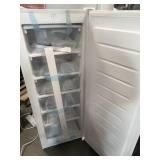 Commercial Cool - Upright Freezer, Stand Up Freezer 6 Cu Ft with Reversible Door