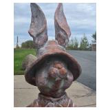 Very Cool LARGE "Gardening Rabbit" Indoor/Outdoor Yard Statue