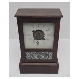 Antique Mantel /Shelf Clock w/Pendulum