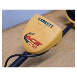 Nice Working GARRETT Ace 250 Metal Detector