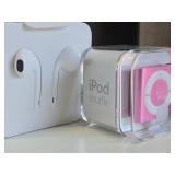 Brand New 2gb Apple iPod Shuffle - w/ New Leatherology Case