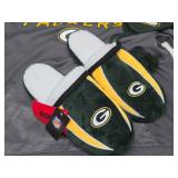 Nice Clean New & Like New GREEN BAY PACKERS Sweatshirt, Hats Slippers etc