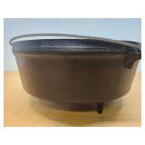 Excellent Large LODGE Cast Iron Footed Dutch Oven - 14"