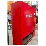 Awesome Vintage Working Coca Cola / Soda Vending Machine