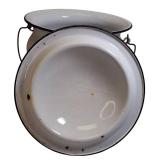 Vintage White  Farmhouse Enamelware Bucket Chamber Pot W/  Lid