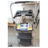 Werner StepRight 3 Step Stool w/Project Tray