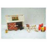 vintage #915 Fisher Price Barn