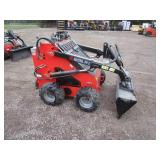 AGT LRW23 Ride On Miini Skid Steer (shipping damage see pics)