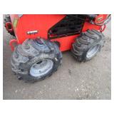 AGT LRW23 Ride On Miini Skid Steer (shipping damage see pics)