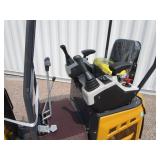 CFG Industrial XZ20R 1.5-ton Excavator w/Hydraulic Thumb