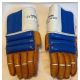 Vintage Johnsons Playmaker J 68 Hockey Gloves