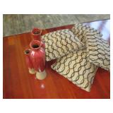 4 Pillows and 3 vases, tallest 2 va...