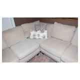 Slumberland Sectional Sofa – Light Beige