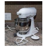 White KitchenAid Artisan Stand Mixer – Tested and Works