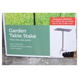 Outdoor Eating Items – Garden Table Stakes & 9-in-1 Collapsible Cookware Set