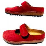 Lot of 2 Pairs Women